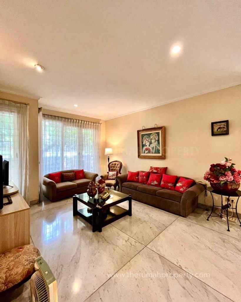 Rumah-Hook-Bintaro-Veteran-Jaksel-Kondisi-Terawat-5-Kamar-Tidur-5