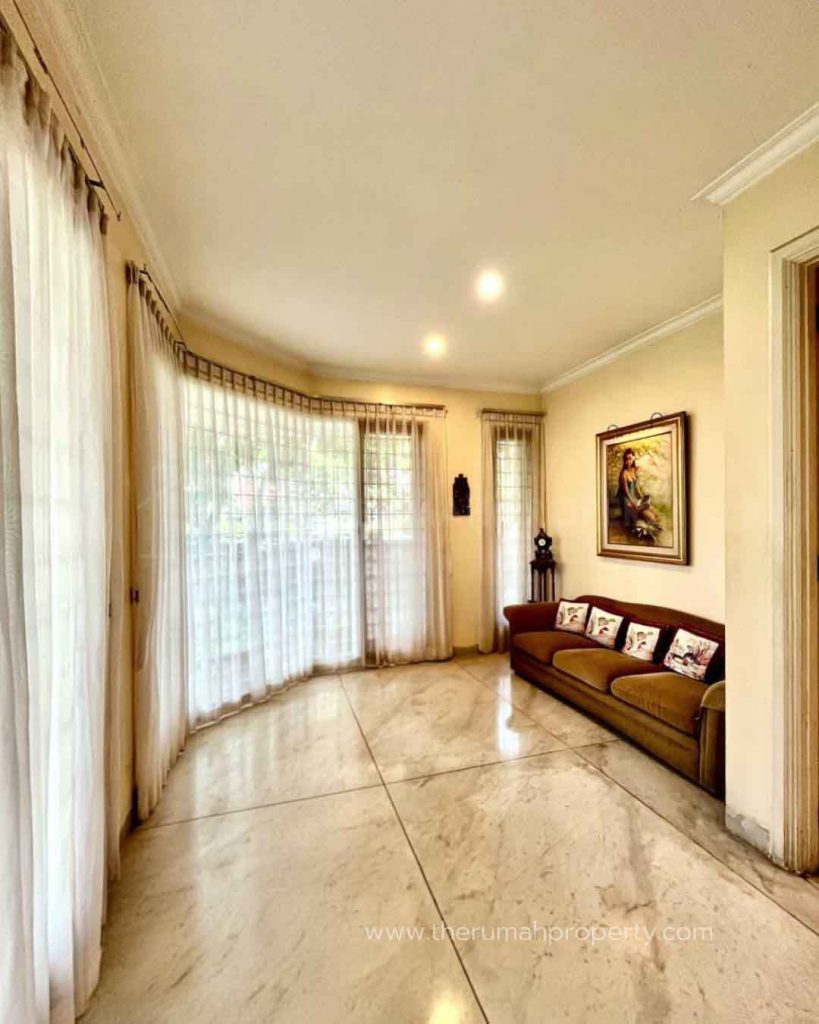 Rumah-Hook-Bintaro-Veteran-Jaksel-Kondisi-Terawat-5-Kamar-Tidur-9