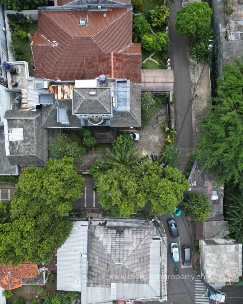 Rumah-Hook-Siap-Huni-Lebak-Bulus-jakarta-Selatan-Unit-Bagus-1