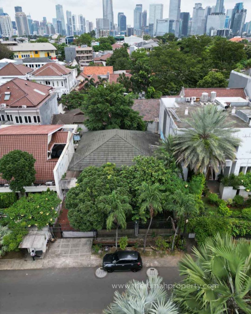 Rumah-Komplek-Kebayoran-Baru-Hitung-Tanah-Selangkah-ke-Senopati-Jaksel-2