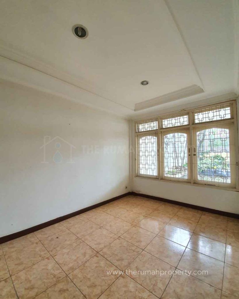 Rumah-Komplek-Kebayoran-Baru-Hitung-Tanah-Selangkah-ke-Senopati-Jaksel-9