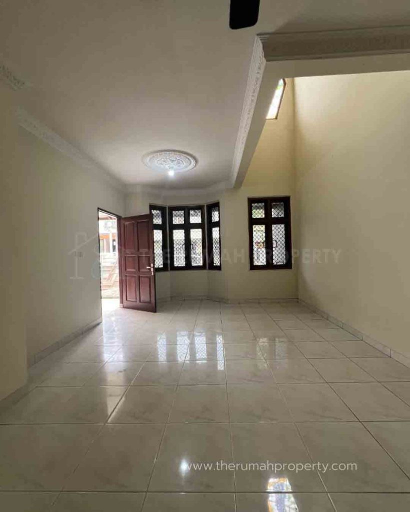 Rumah-Layak-Huni-2-Lantai-di-Pondok-Indah-Dekat-ke-Pondok-Indah-Mal-10
