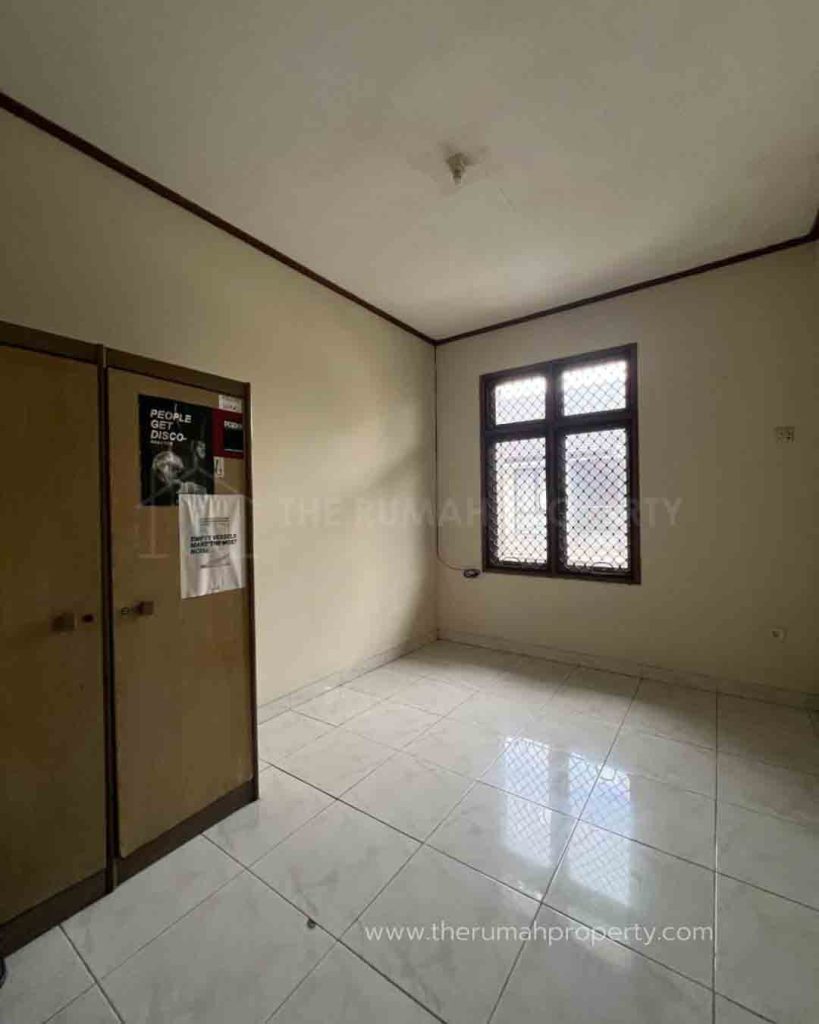 Rumah-Layak-Huni-2-Lantai-di-Pondok-Indah-Dekat-ke-Pondok-Indah-Mal-9