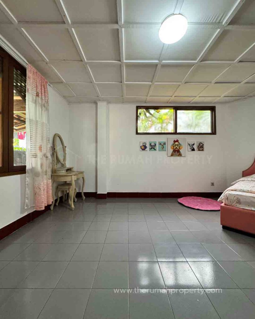 Rumah-Mewah-Cirendeu-Nuansa-Resort-Jawa-Bali-6