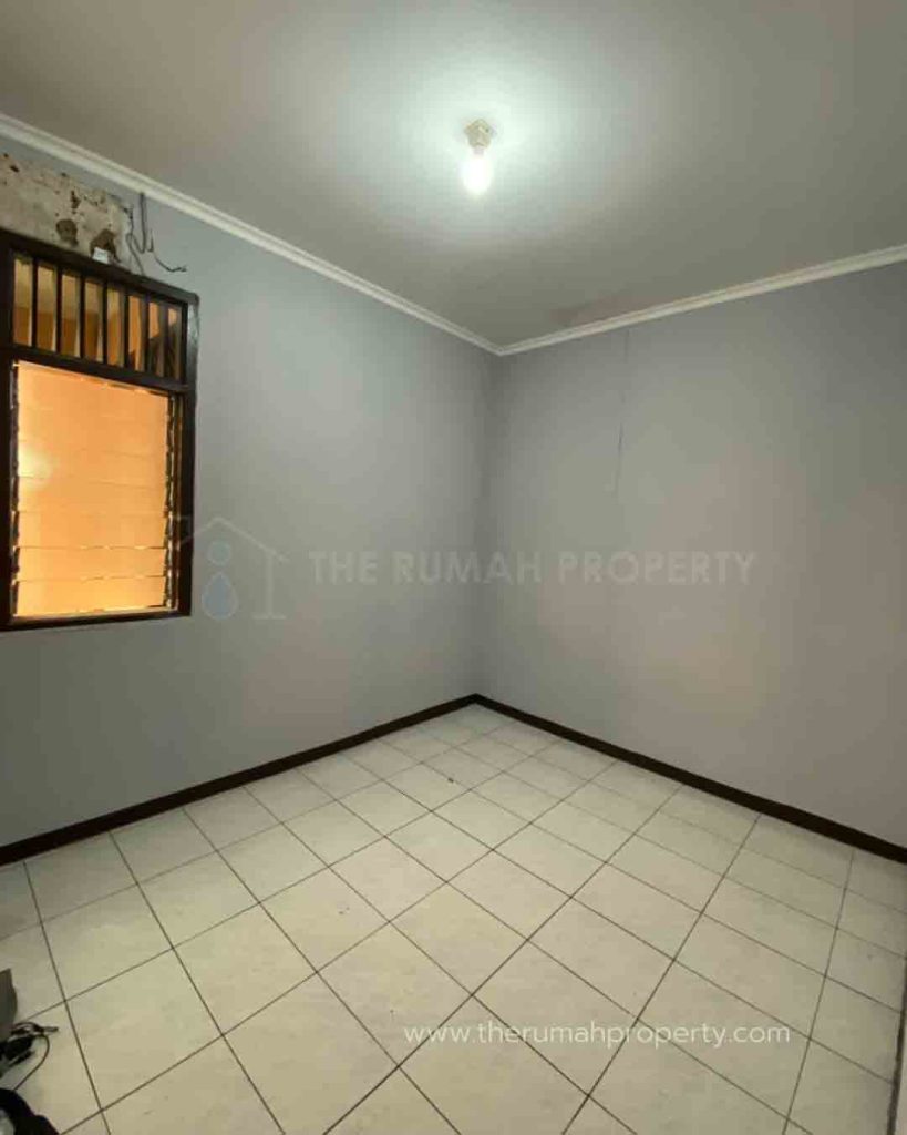 Rumah-Minimalis-2-Lantai-Dalam-Komplek-Petamburan-Jakbar-10