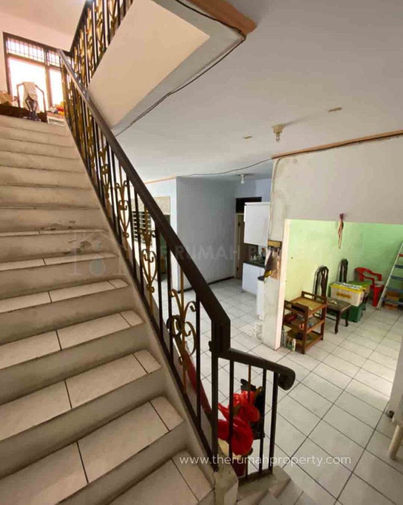Rumah-Minimalis-2-Lantai-Dalam-Komplek-Petamburan-Jakbar-6