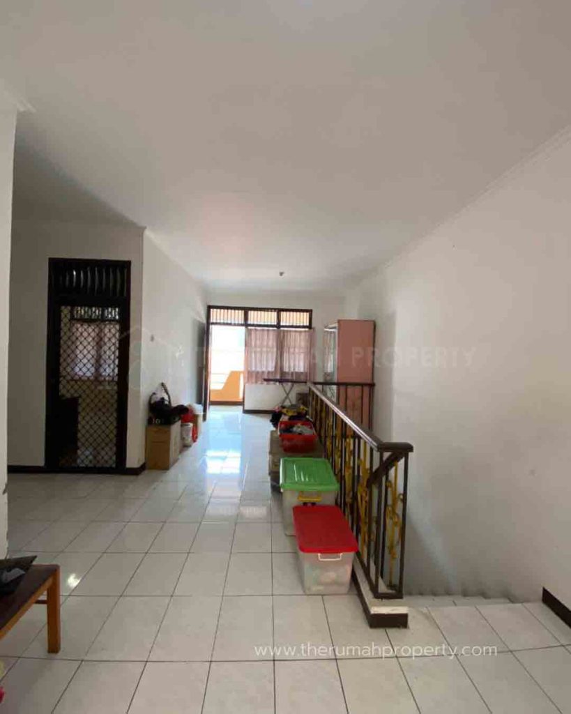 Rumah-Minimalis-2-Lantai-Dalam-Komplek-Petamburan-Jakbar-7
