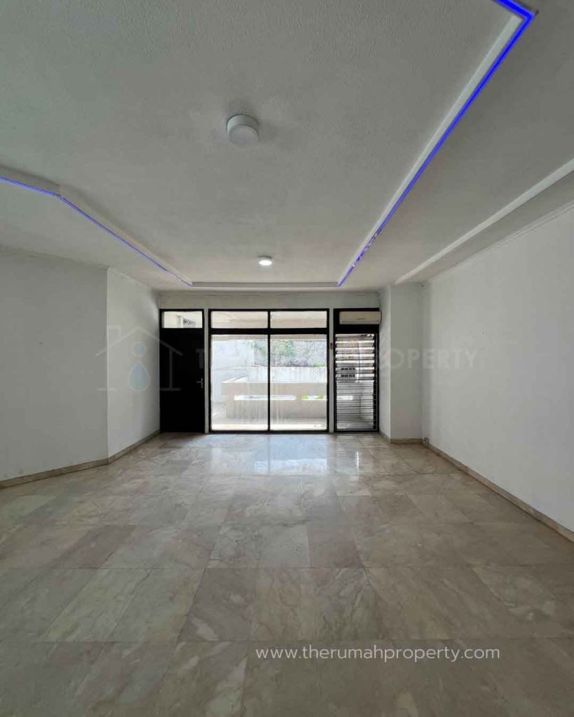 Rumah-Modern-Tropis-2-Lantai-Private-Pool-Bangka-Jakarta-Selatan-9