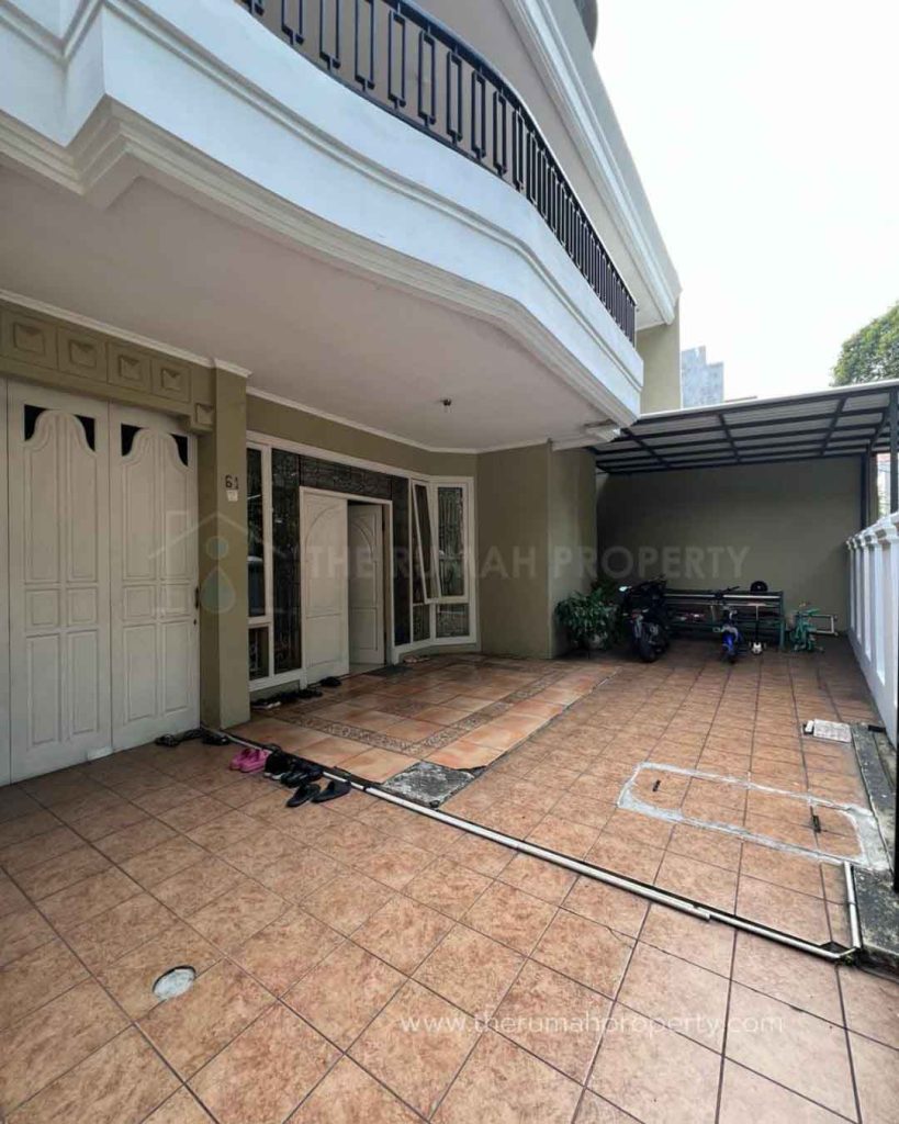 Rumah-Pejompongan-Benhil-Jakpus-Dekat-ke-Kawasan-Perkantoran-Sudirman-3