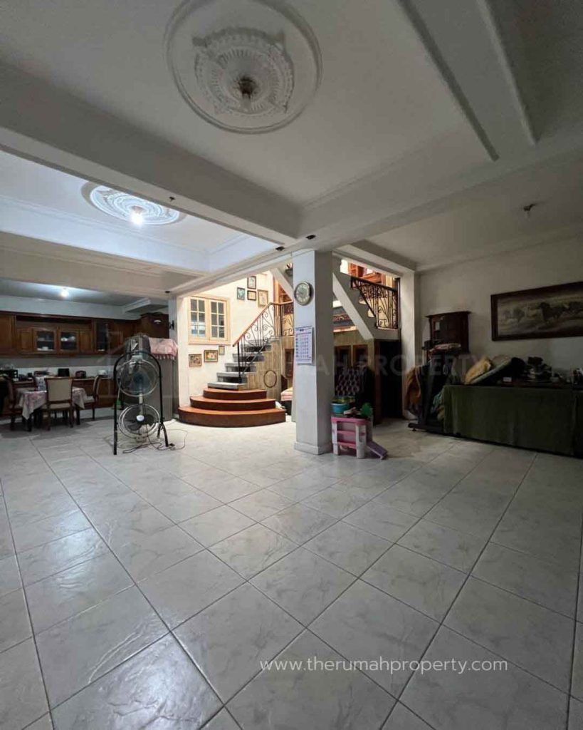 Rumah-Pejompongan-Benhil-Jakpus-Dekat-ke-Kawasan-Perkantoran-Sudirman-4