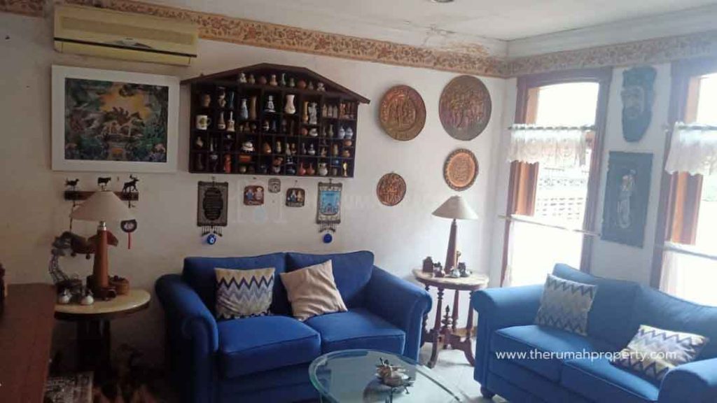 Rumah-Pondok-Indah-Jaksel-Dengan-Kamar-Kost-Dijual-Lokasi-Premium-3