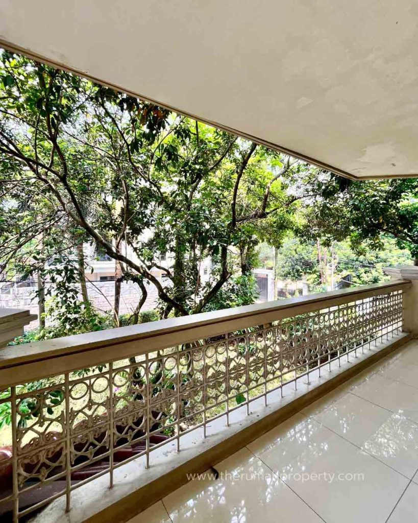 Rumah-Posisi-Hook-Bintaro-Veteran-Jaksel-Bangunan-Kokoh-10