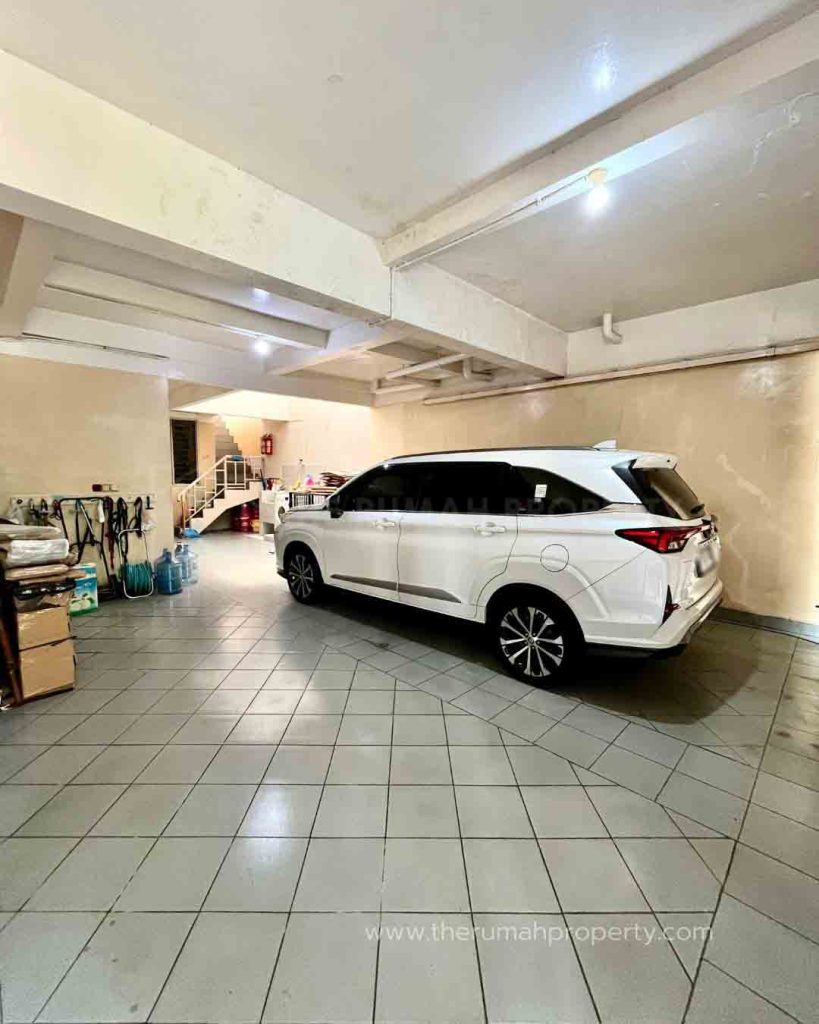 Rumah-Posisi-Hook-Bintaro-Veteran-Jaksel-Bangunan-Kokoh-4
