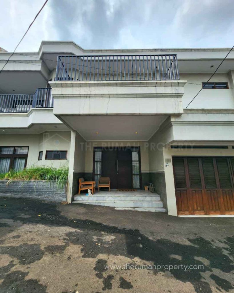 Rumah-Private-Pool-Cipete-Jakarta-Selatan-Dalam-Komplek-One-Gate-System-1