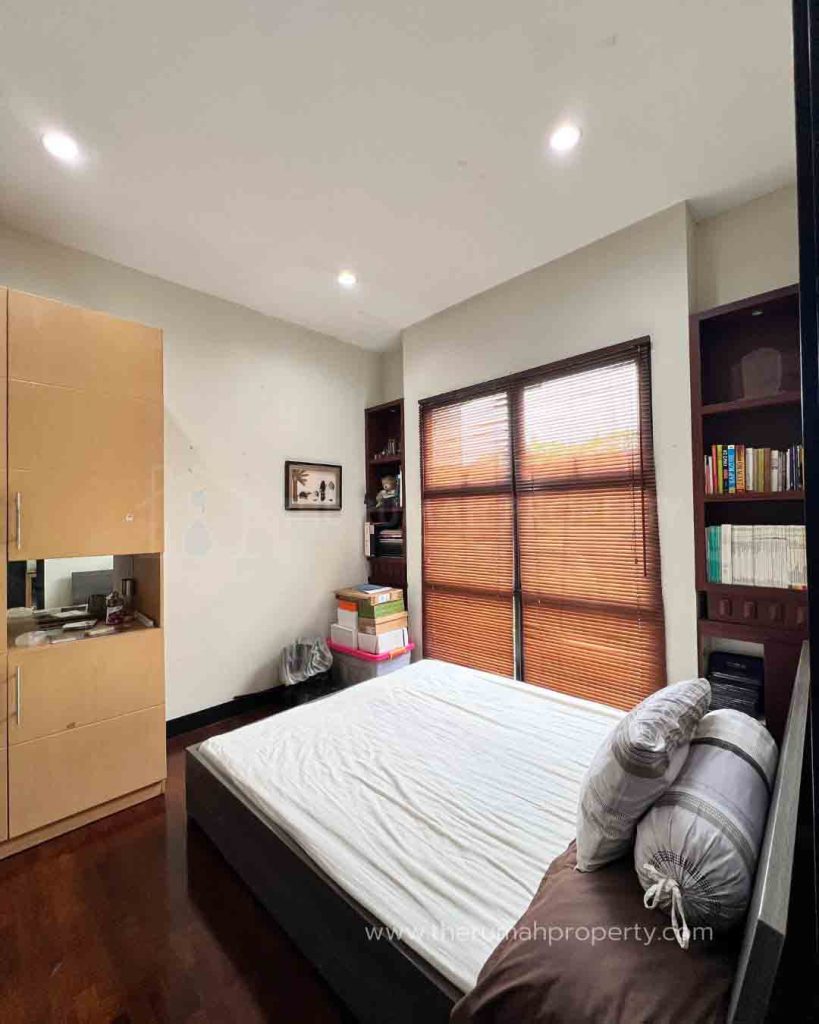Rumah-Private-Pool-Dalam-Komplek-Kebagusan-Jaksel-Lokasi-Bagus-10