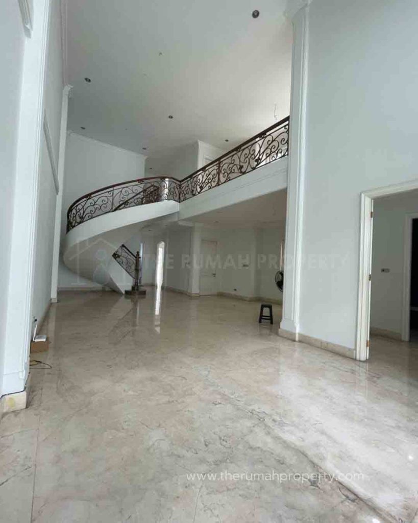 Rumah-Private-Pool-Siap-Huni-Dijual-di-Otista-Jakarta-Timur-Akses-Tol-4