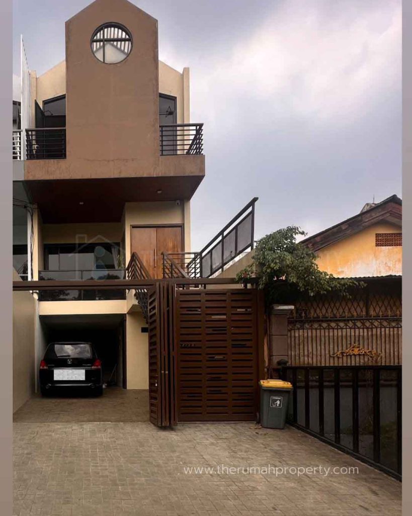 Rumah-Terawat-Siap-Huni-Pondok-bambu-Duren-Sawit-Jaktim-1
