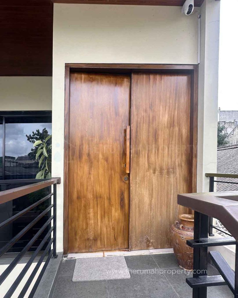 Rumah-Terawat-Siap-Huni-Pondok-bambu-Duren-Sawit-Jaktim-3