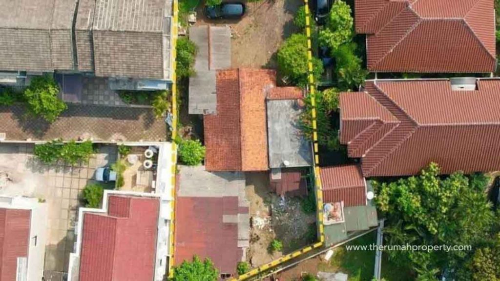 Rumah-Tua-Luas-Tanah-392-Meter-Pejaten-Barat-Dekat-UNAS-1