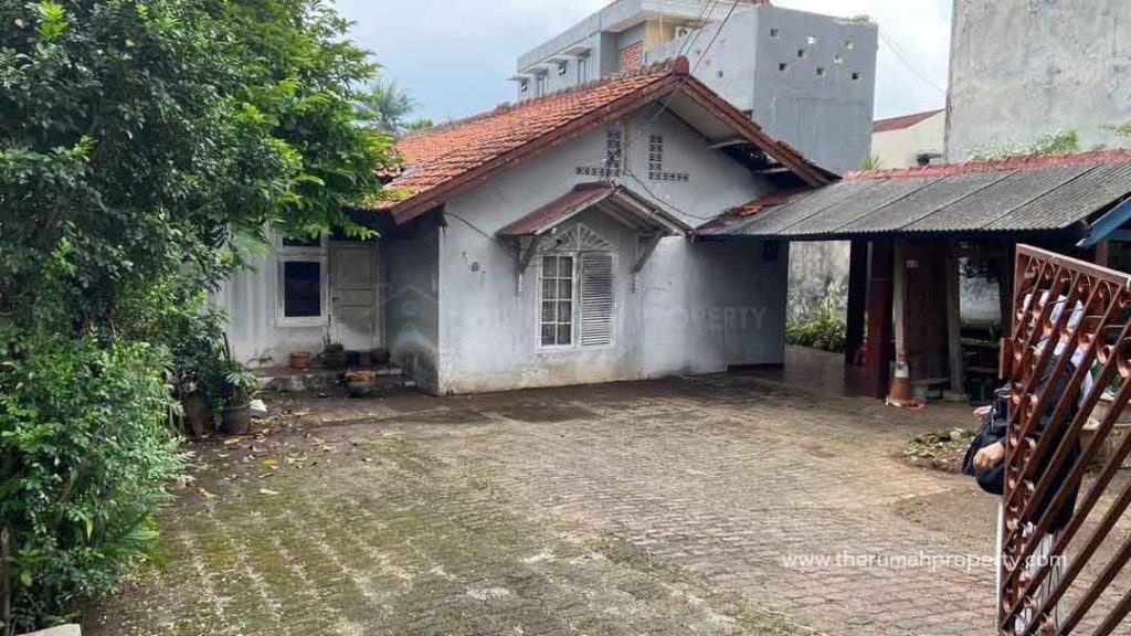 Rumah-Tua-Luas-Tanah-392-Meter-Pejaten-Barat-Dekat-UNAS-2