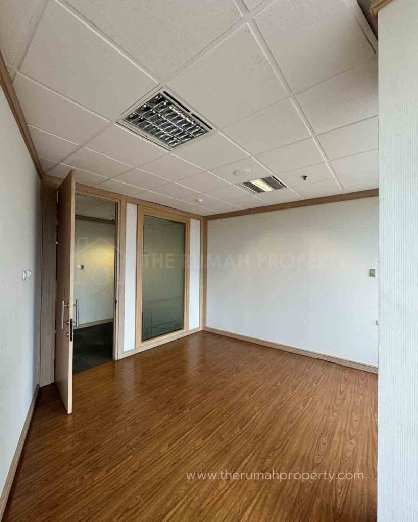 Sewa-Office-Menara-Sudirman-Kawasan-Perkantoran-di-Jakarta-10