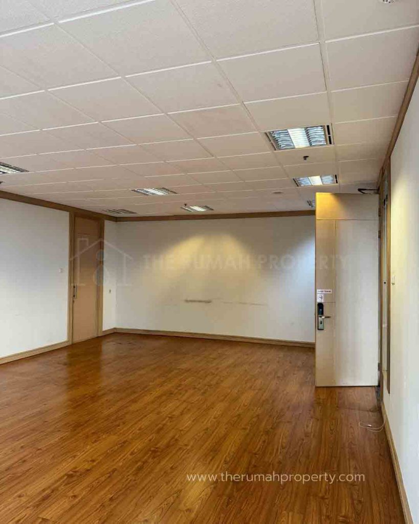 Sewa-Office-Menara-Sudirman-Kawasan-Perkantoran-di-Jakarta-11