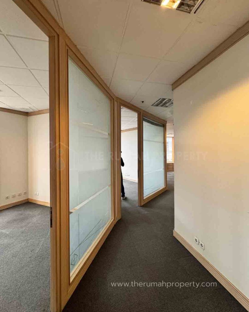 Sewa-Office-Menara-Sudirman-Kawasan-Perkantoran-di-Jakarta-2