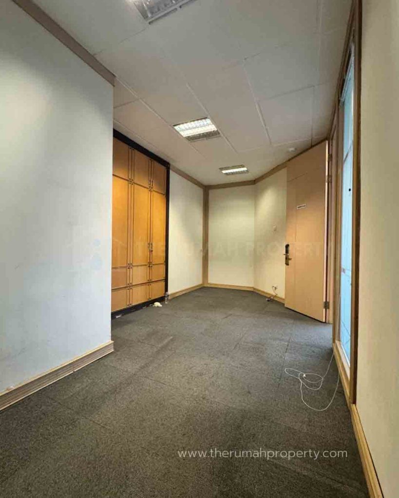 Sewa-Office-Menara-Sudirman-Kawasan-Perkantoran-di-Jakarta-4