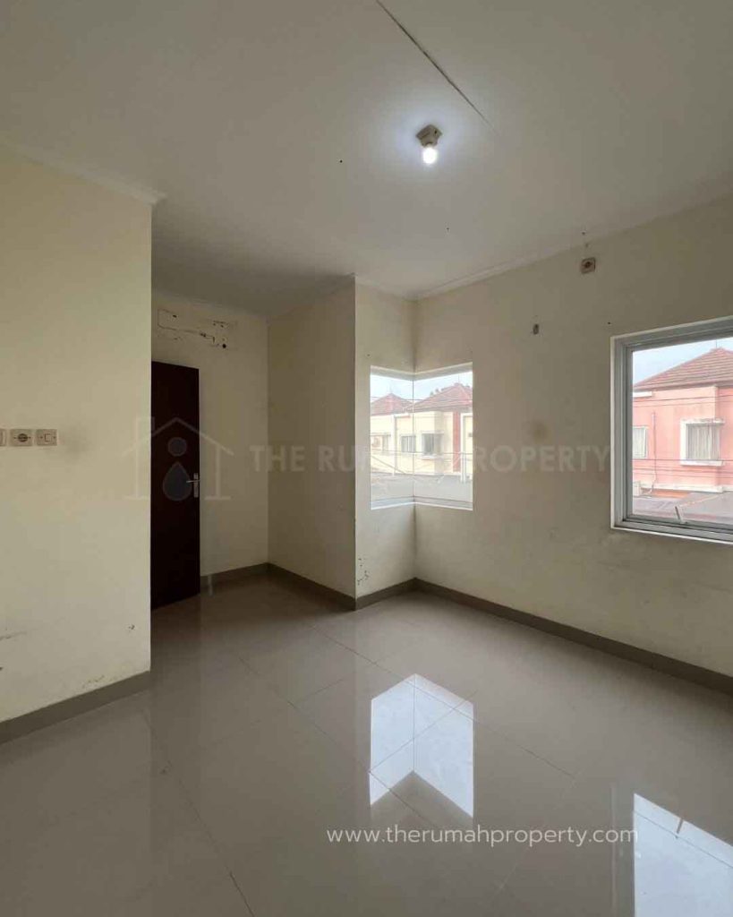 Townhouse-2-Lantai-2-Kamar-Rempoa-Tangsel-Dekat-ke-Bintaro-11