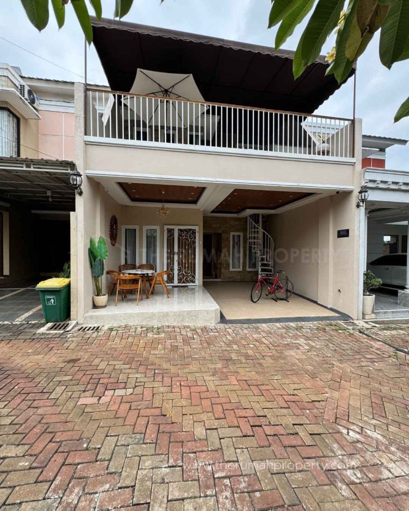 Townhouse-Bagus-Pinggir-Jalan-Siap-Huni-Sudah-Renovasi-di-Moh-Kahfi-Jagakarsa-1
