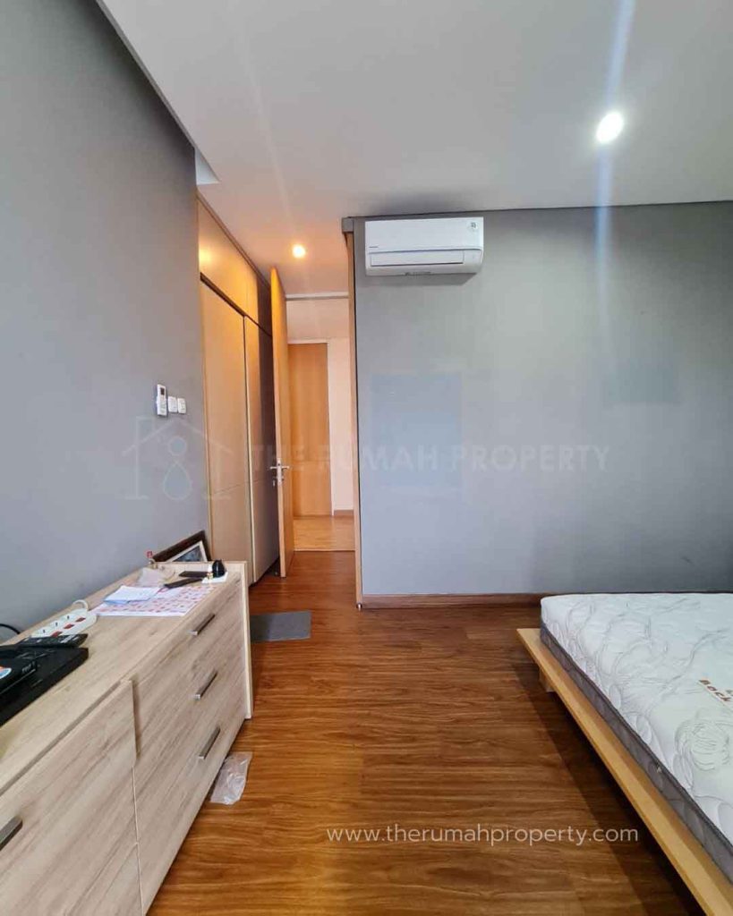 Townhouse-Dijual-di-Cilandak-Jakarta-Selatan-Akses-Mudah-ke-MRT-Jakarta-14