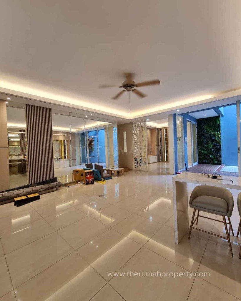 Townhouse-Dijual-di-Cilandak-Jakarta-Selatan-Akses-Mudah-ke-MRT-Jakarta-7