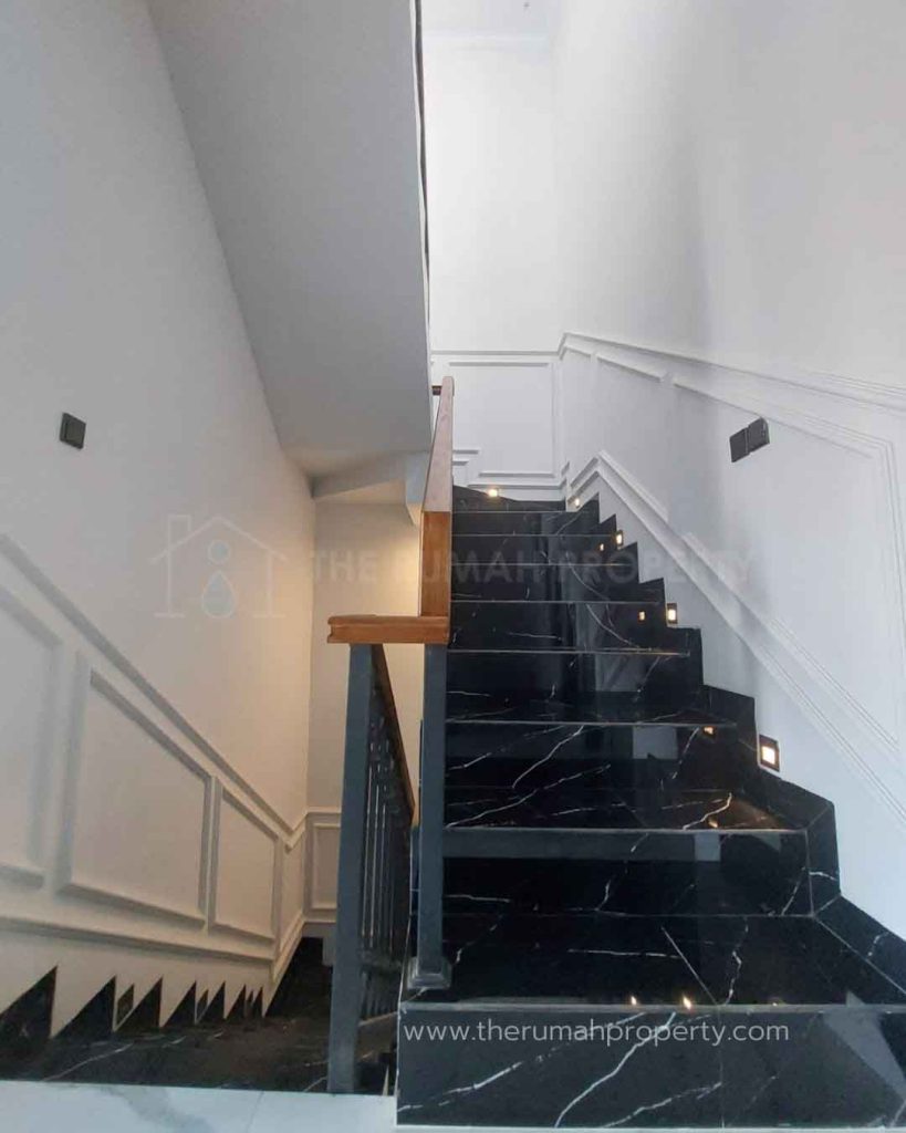 Townhouse-Jagakarsa-Jaksel-Modern-Klasik-Dekat-ke-Ragunan-7