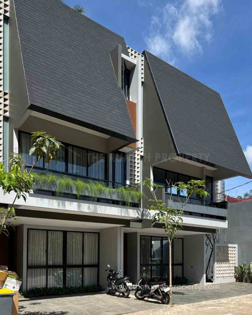 Townhouse-Modern-Tropikal-Unit-Bagus-Cilandak-Paso-Jakarta-Selatan-1
