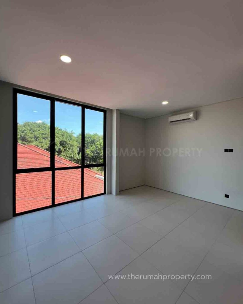 Townhouse-Modern-Tropikal-Unit-Bagus-Cilandak-Paso-Jakarta-Selatan-10