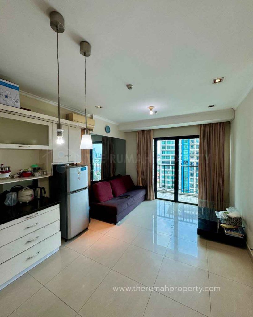 Apartemen-2-Bedroom-Hampton-Park-Pondok-Indah-Lantai-Tinggi-3