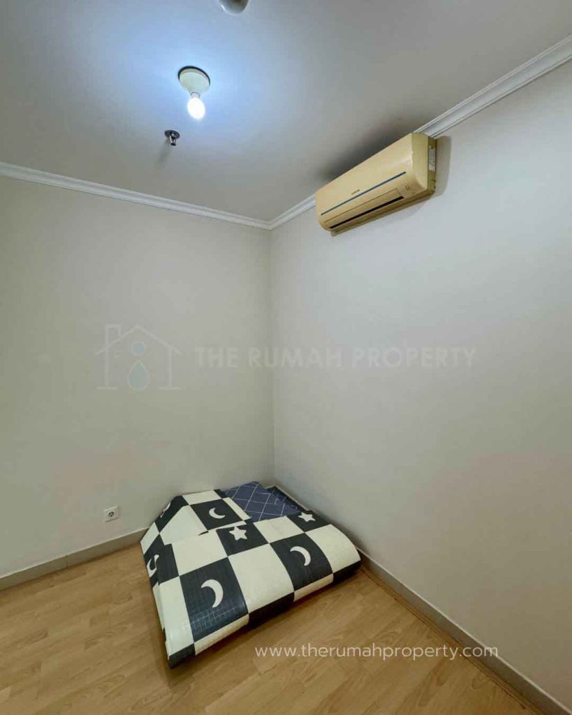 Apartemen-2-Bedroom-Hampton-Park-Pondok-Indah-Lantai-Tinggi-9