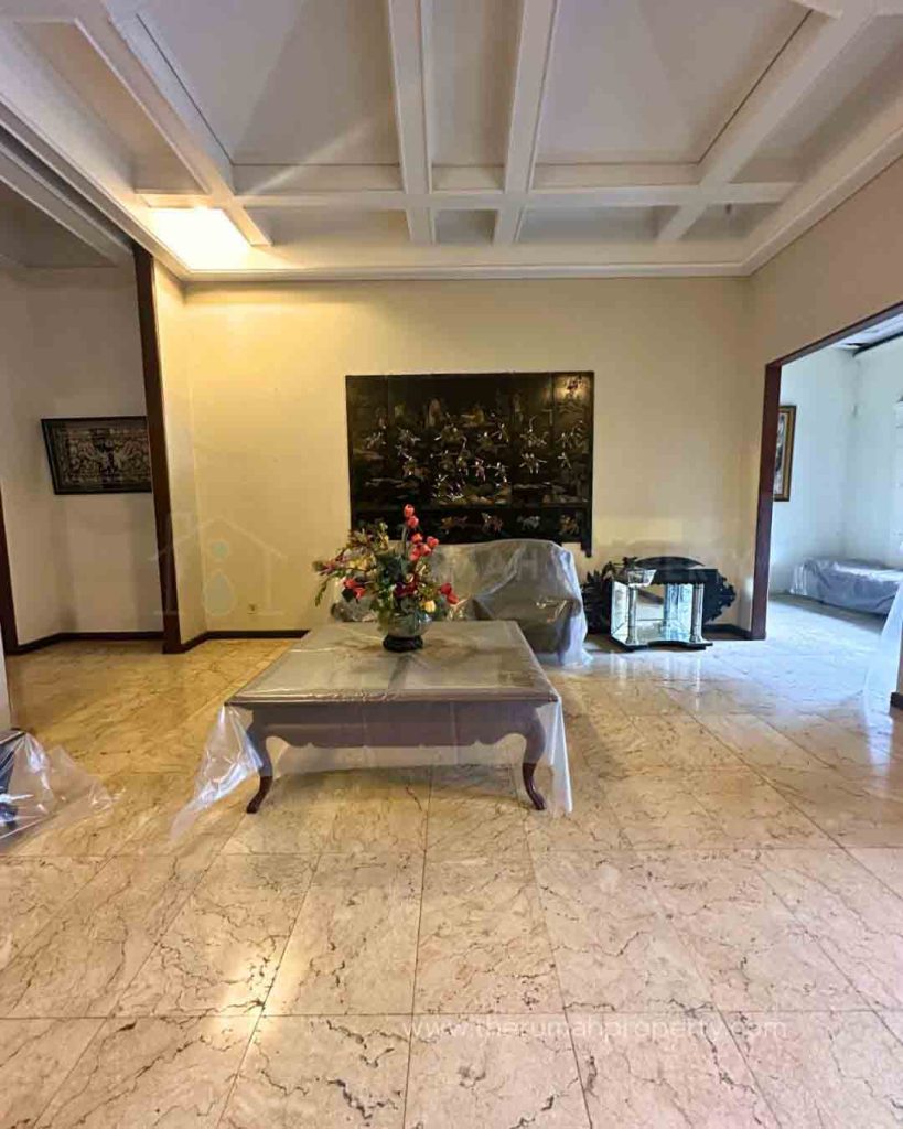DIJUAL-MENTENG-Rumah-2-Lantai-Tanah-Persegi-Dekat-Thamrin-dan-Sudirman-3