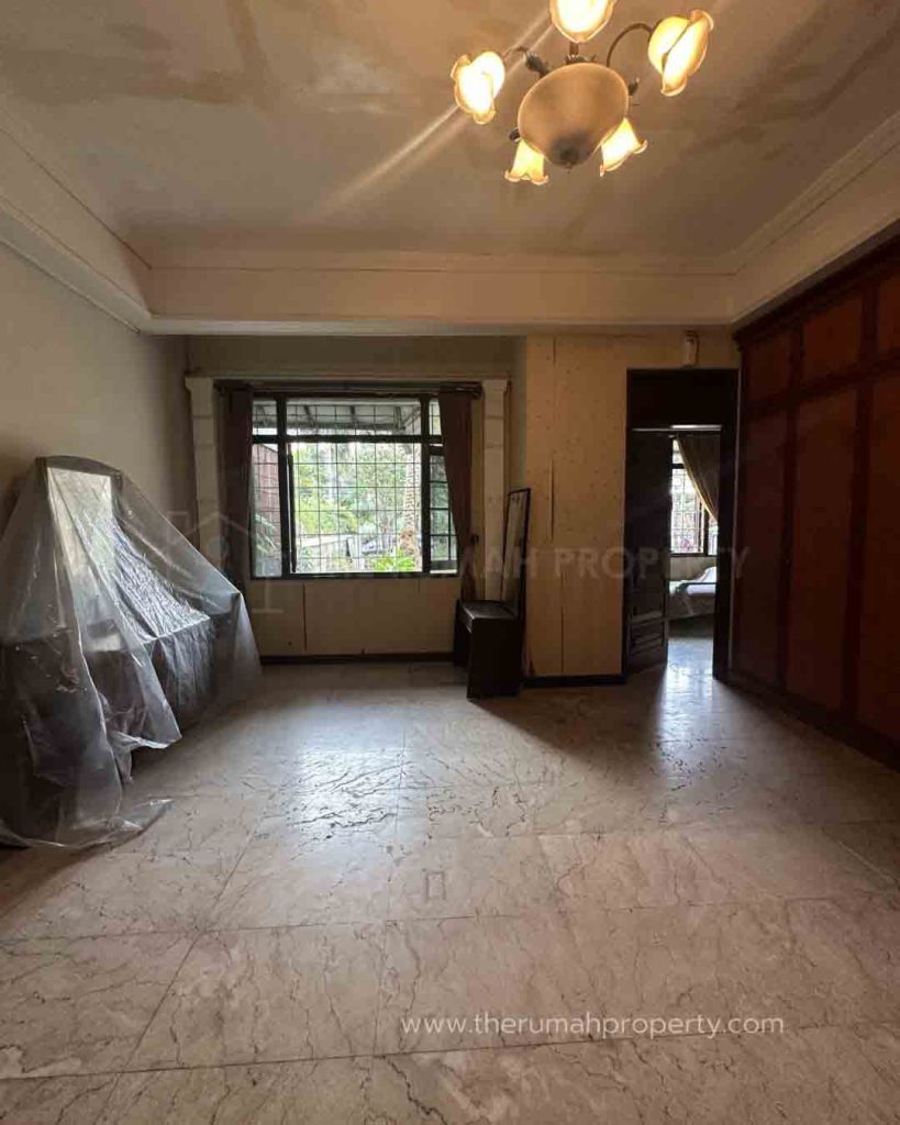 DIJUAL-MENTENG-Rumah-2-Lantai-Tanah-Persegi-Dekat-Thamrin-dan-Sudirman-9