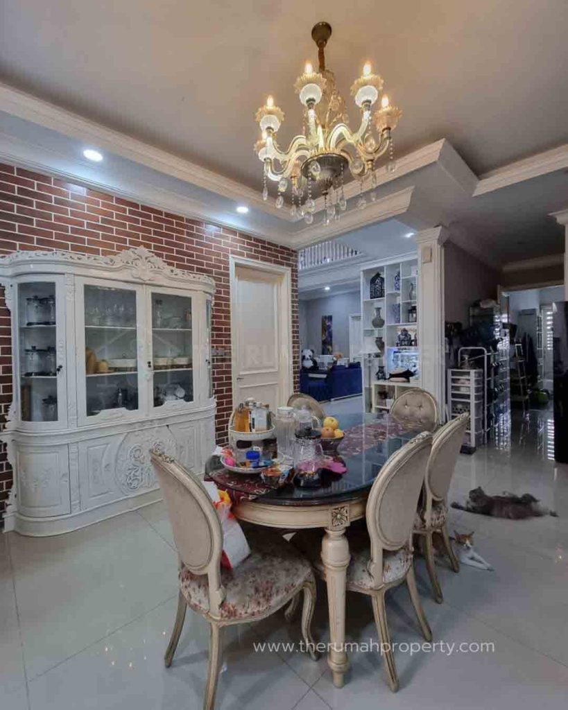 Dijual-Rumah-Bagus-2-Lantai-di-Pesanggrahan-Jakarta-Selatan-6