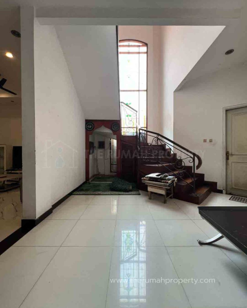 Dijual-Rumah-Kokoh-dan-Terawat-Dalam-Komplek-Bintaro-Sektor-2-Tangsel-8