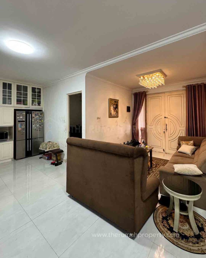 Dijual-Rumah-The-Royal-Residence-Pulogebang-Jaktim-Komplek-Elit-Jalan-Lebar-3