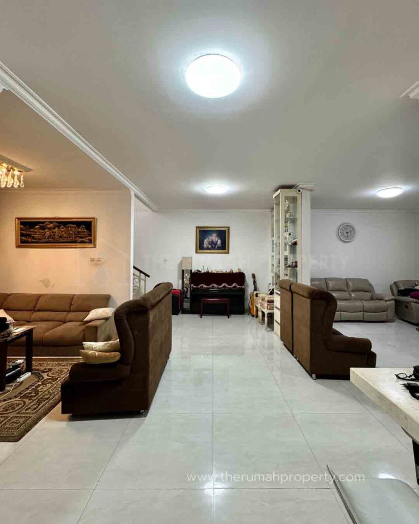 Dijual-Rumah-The-Royal-Residence-Pulogebang-Jaktim-Komplek-Elit-Jalan-Lebar-5