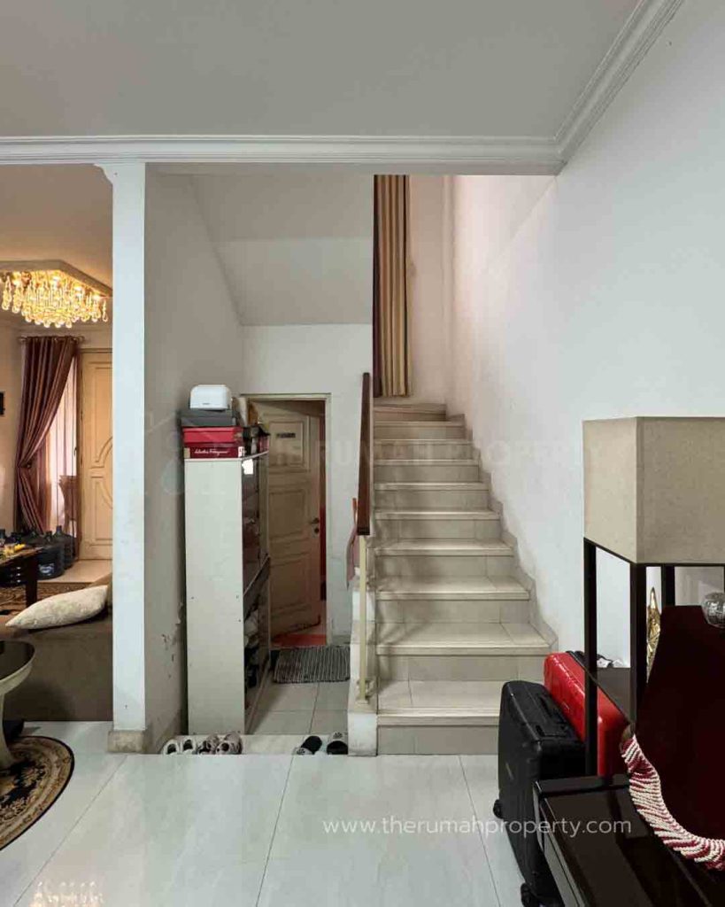 Dijual-Rumah-The-Royal-Residence-Pulogebang-Jaktim-Komplek-Elit-Jalan-Lebar-7