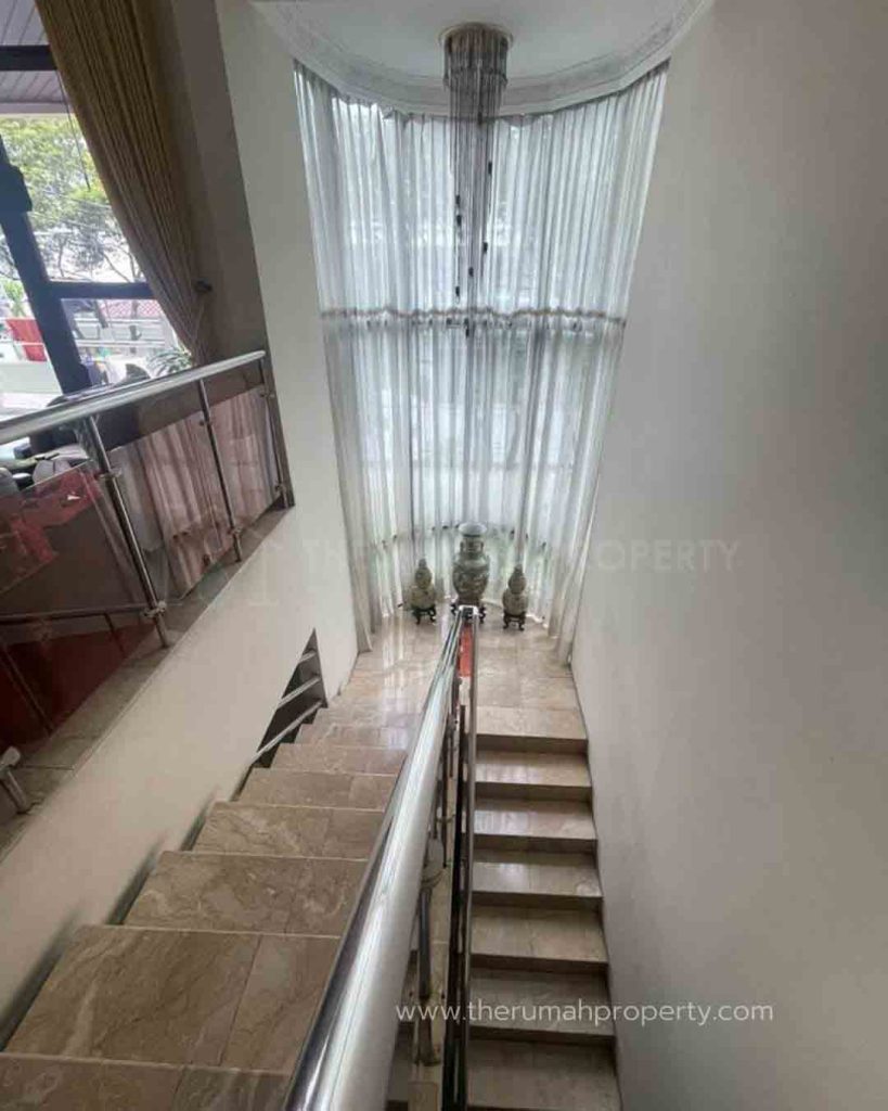 Dijual-Rumah-di-Jalan-Denpasar-Raya-Mega-Kuningan-Hitung-Tanah-Harga-Dekat-NJOP-3