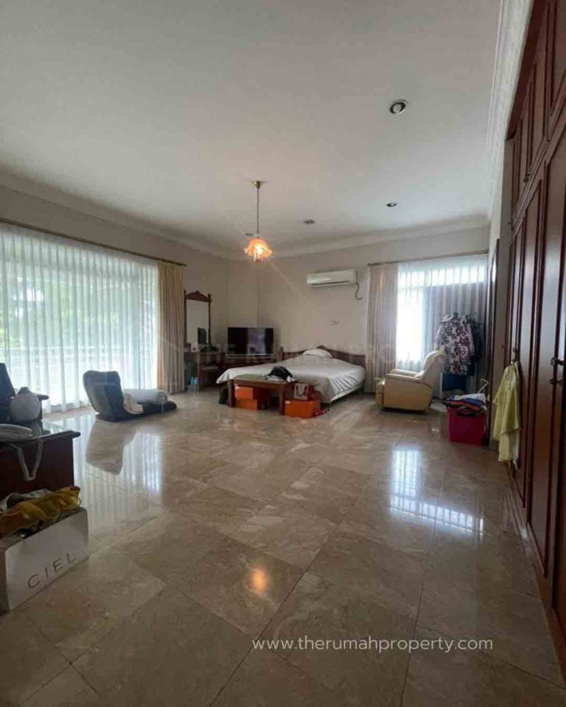 Dijual-Rumah-di-Jalan-Denpasar-Raya-Mega-Kuningan-Hitung-Tanah-Harga-Dekat-NJOP-5
