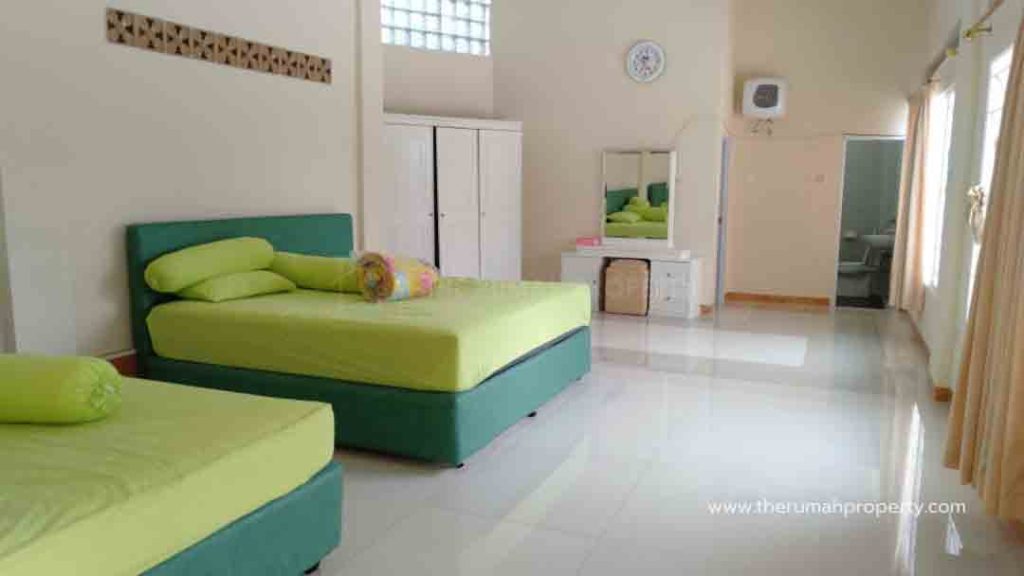 Dijual-Villa-Fasilitas-Kolam-Renang-Pribadi-Dalam-Komplek-Villa-Colibah-6