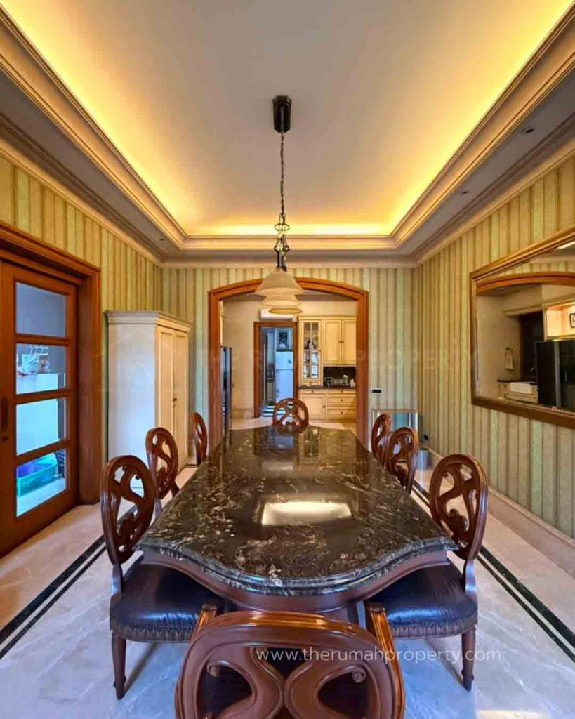 For-Sale-Luxury-House-Cempaka-Putih-Jakpus-Kusen-Kayu-High-Spec-Lantai-Full-Marmer-6