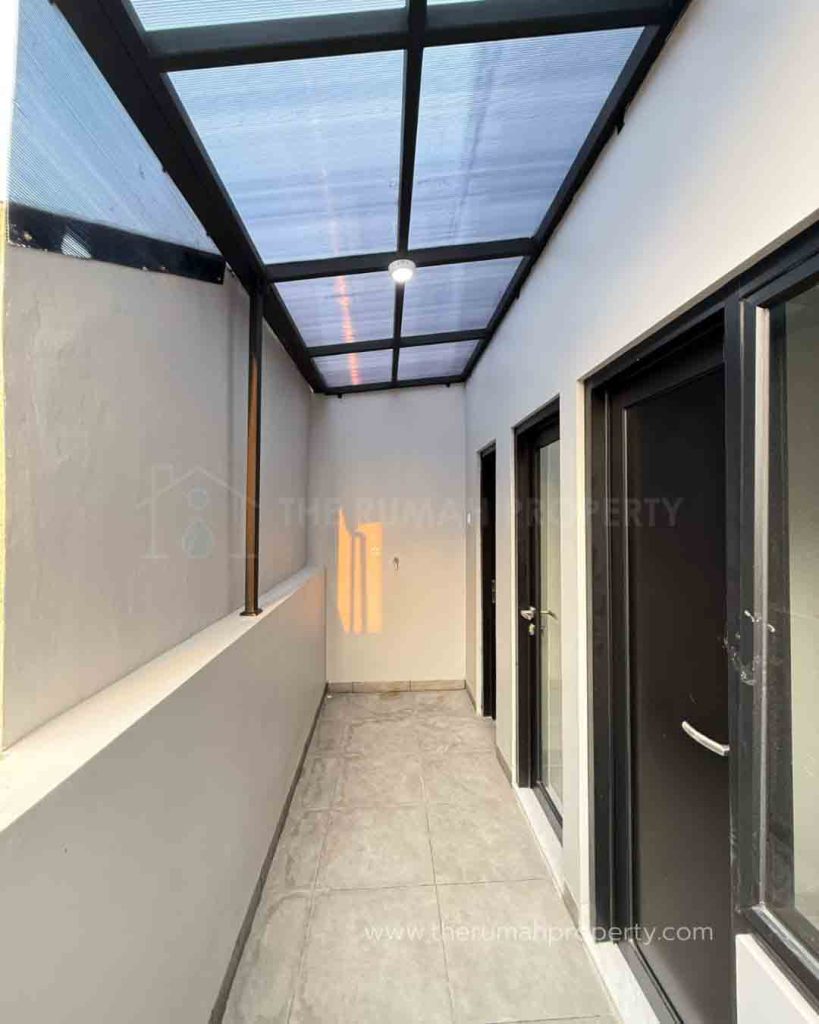 For-Sale-Rumah-Baru-Mezzanine-Dua-Setengah-Lantai-Dalam-Townhouse-Jagakarsa-Jaksel-7