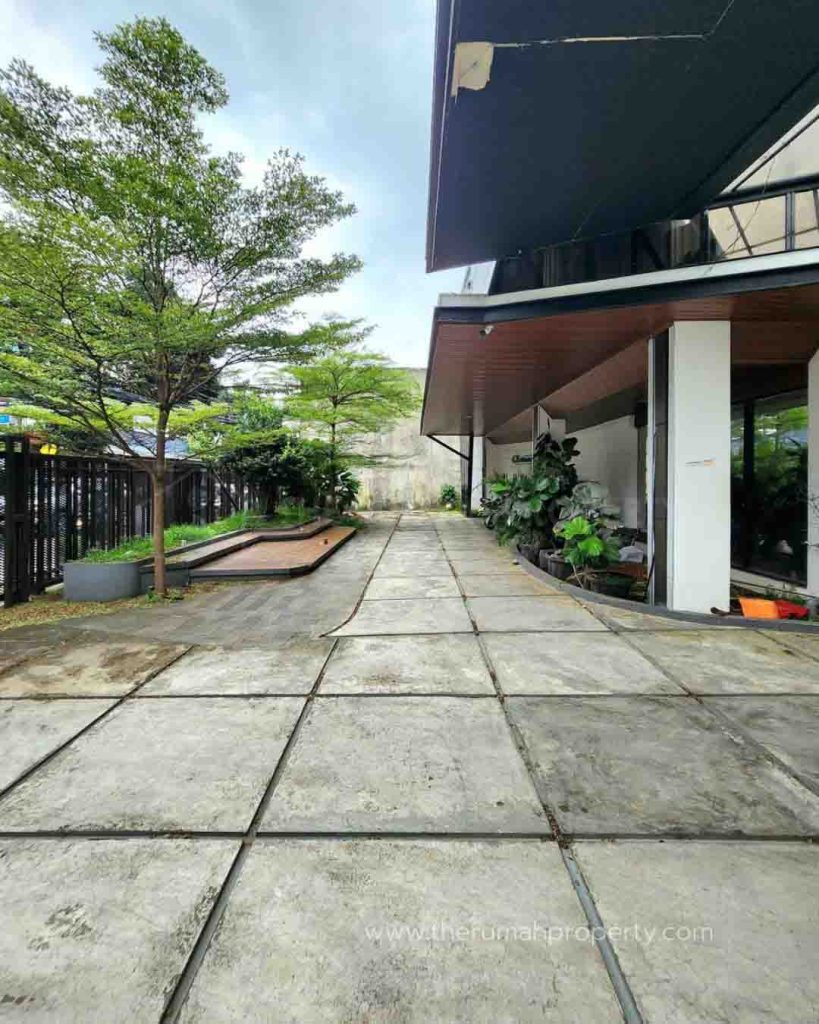 Gedung-Komersial-Bisa-Untuk-Klinik-Restoran-Kantor-Pusat-Radio-Dalam-Raya-Kebayoran-Baru-2